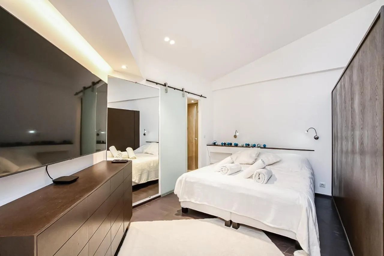 Apartment Appartement Place Des Lices Avec Parking Saint-Tropez